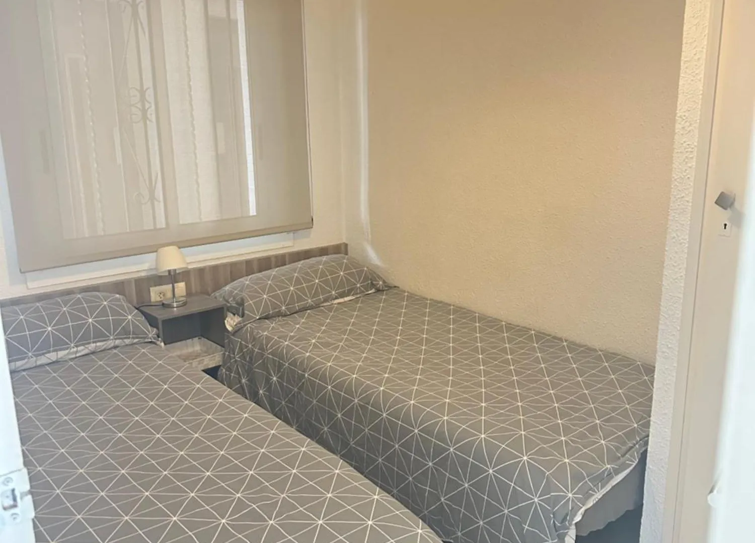 bonito apartamento en roses zona familiar España
