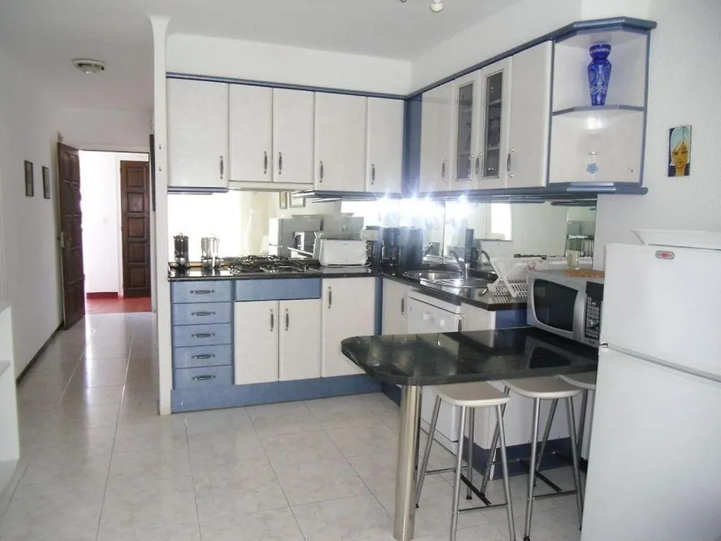 bonito apartamento en roses zona familiar España